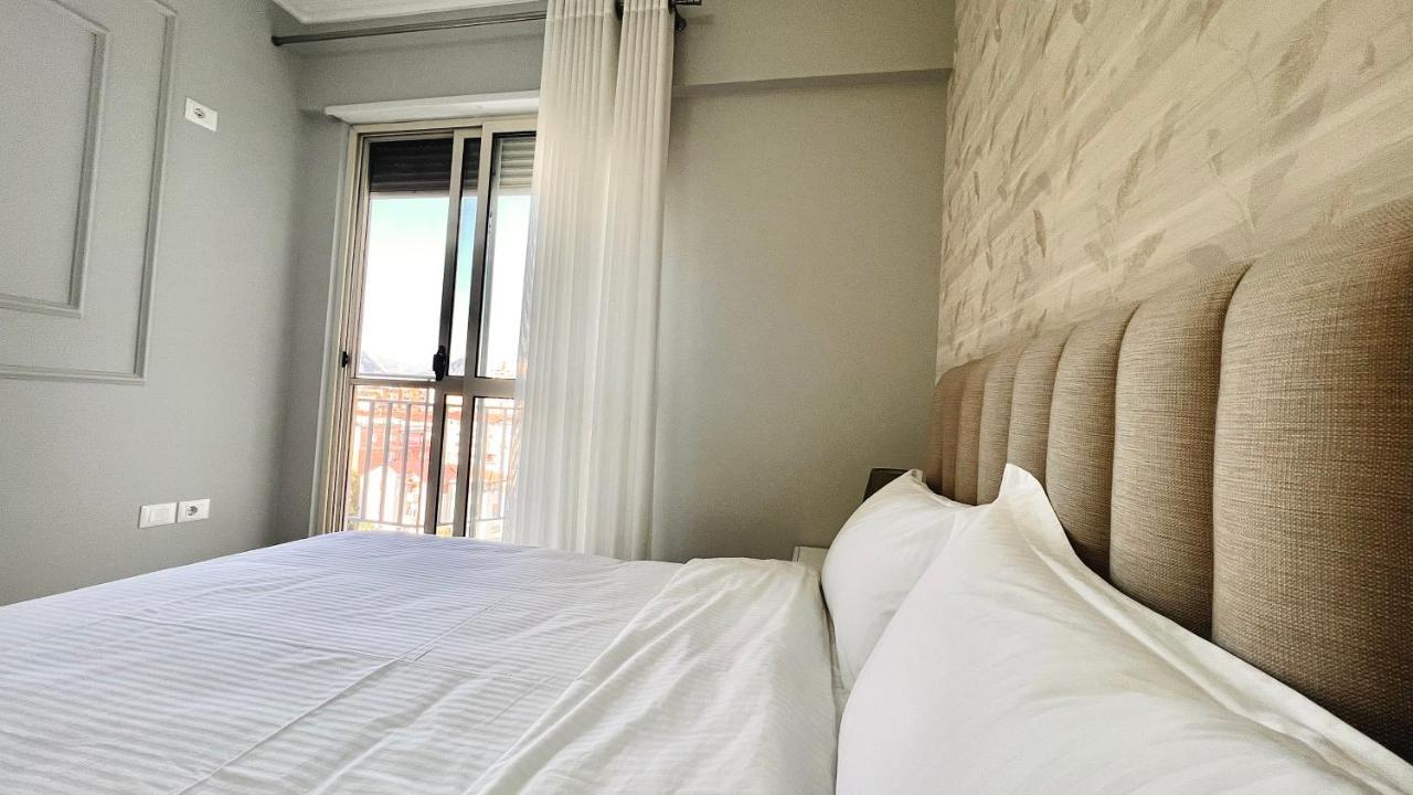 Zeus Tirana Suite Екстериор снимка